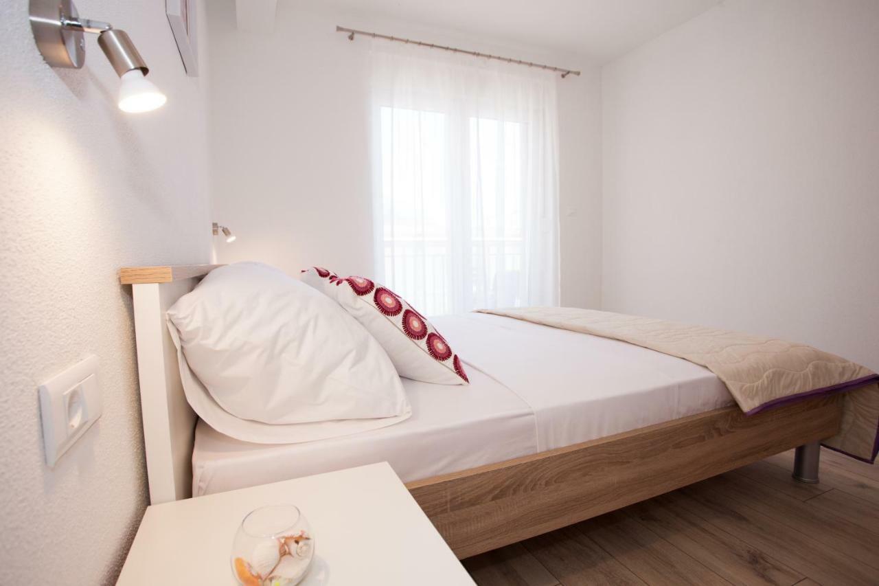 Apartments Mia Baška Voda Eksteriør billede